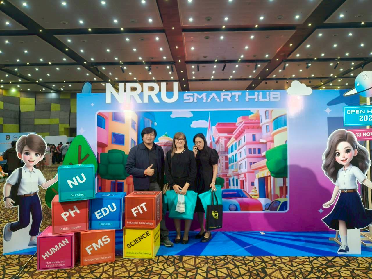 LINE_ALBUM_peid ban mrph.nm  _ mthr.xisan_251114_23.jpg